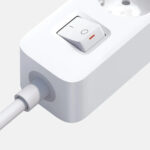 نمای نزدیک از پورت‌های USB-C و USB-A سه راهی Xiaomi 20W