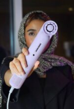 سشوار یون‌ساز Deerma CF35W شیائومی کنار محصولات مراقبت مو