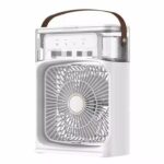 کولر آبی رومیزی سه‌کاره با چراغ LED روشن روی میز کار