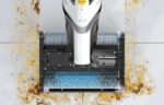 استفاده جارو برقی شیائومی Deerma DEM-VX20W در آشپزخانه مرطوب