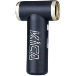 جت فن دمنده و مکنده کیکا مدل KiCA Jet Fan 2S با بدنه آلومینیومی در حال گردگیری لپ‌تاپ
